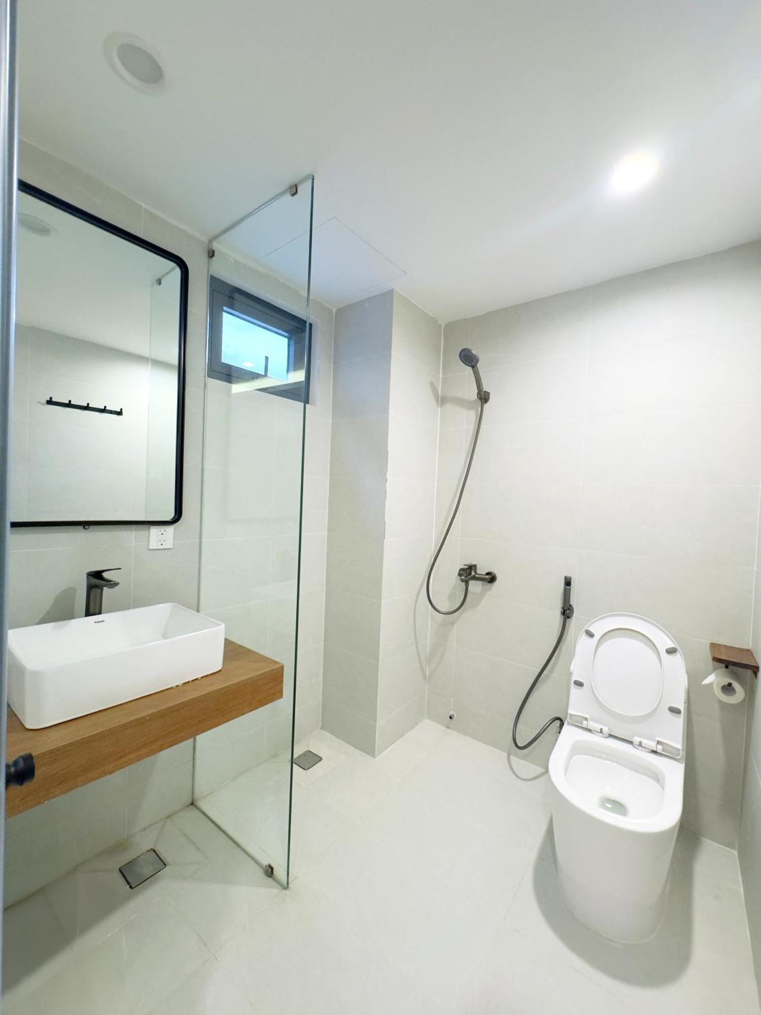 Urban Khách sạn 3*
